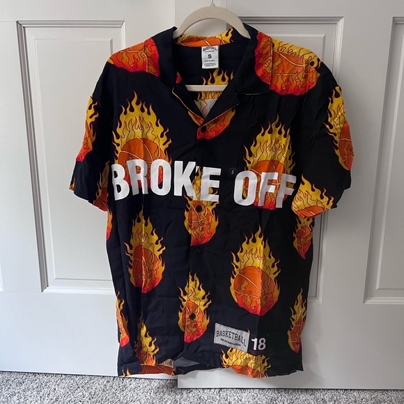 Basketball Skateboards Broke Off Button Down - Picture 1 of 3